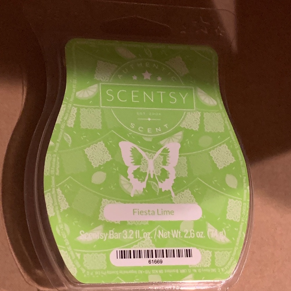 Scentsy wax melts